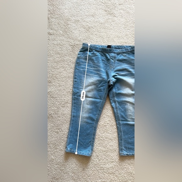 Stretchy Jean Capris - Picture 2 of 5